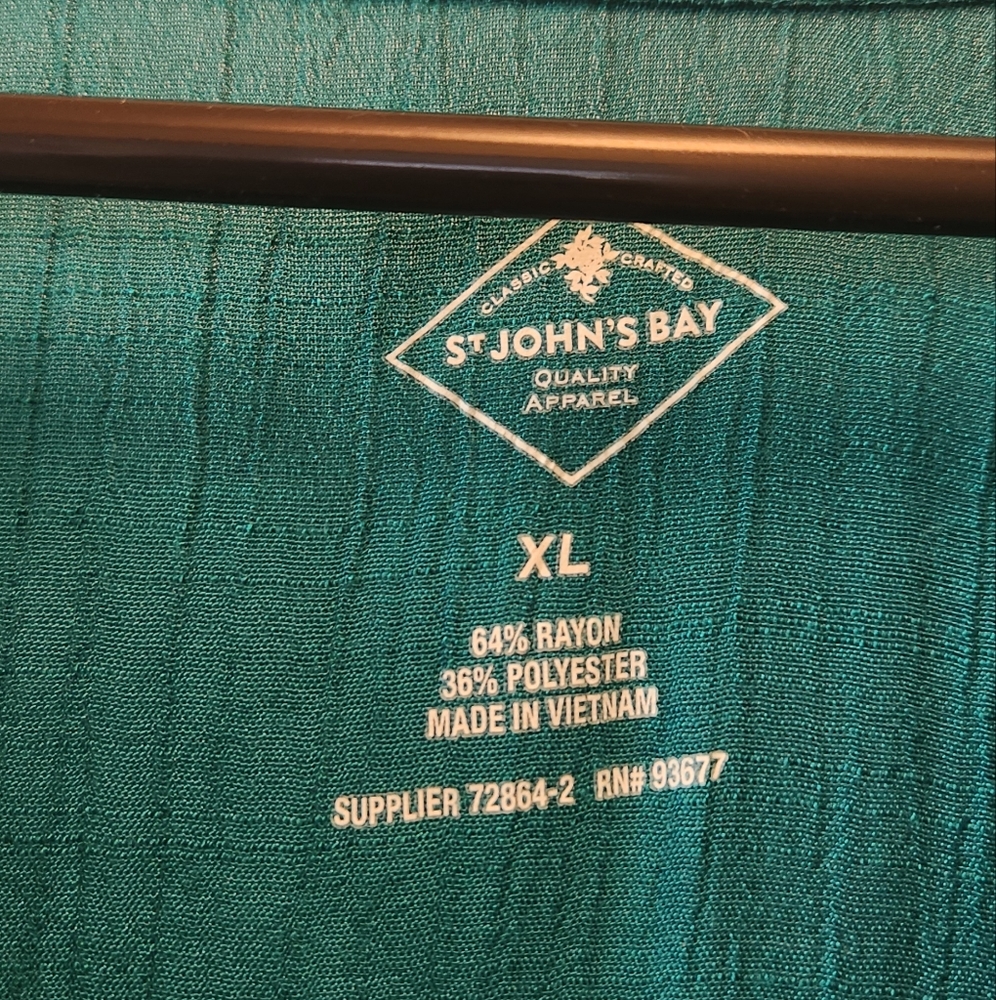 Long Sleeve Henley Style Blouse With V Neck By St John's Bay. Size XL - Picture 4 of 5